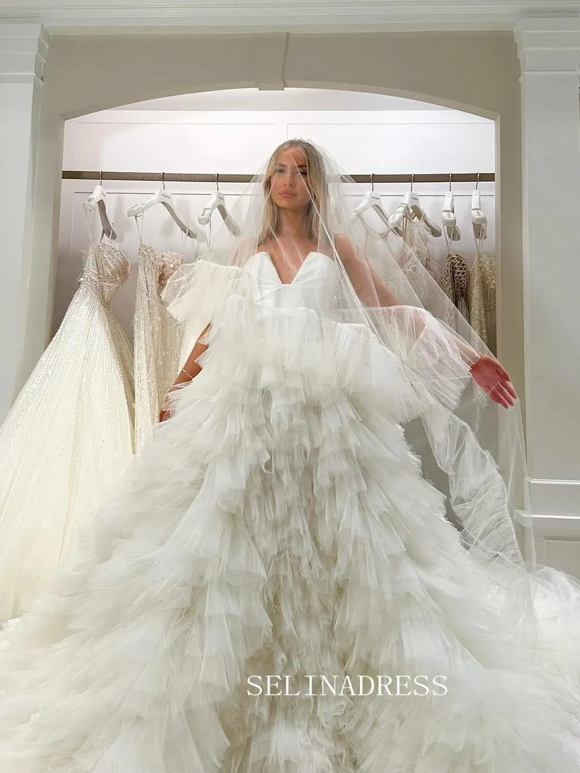 A-line Strapless V neck Ball Gown Ruffles Lyered Wedding Dresses  sew1016