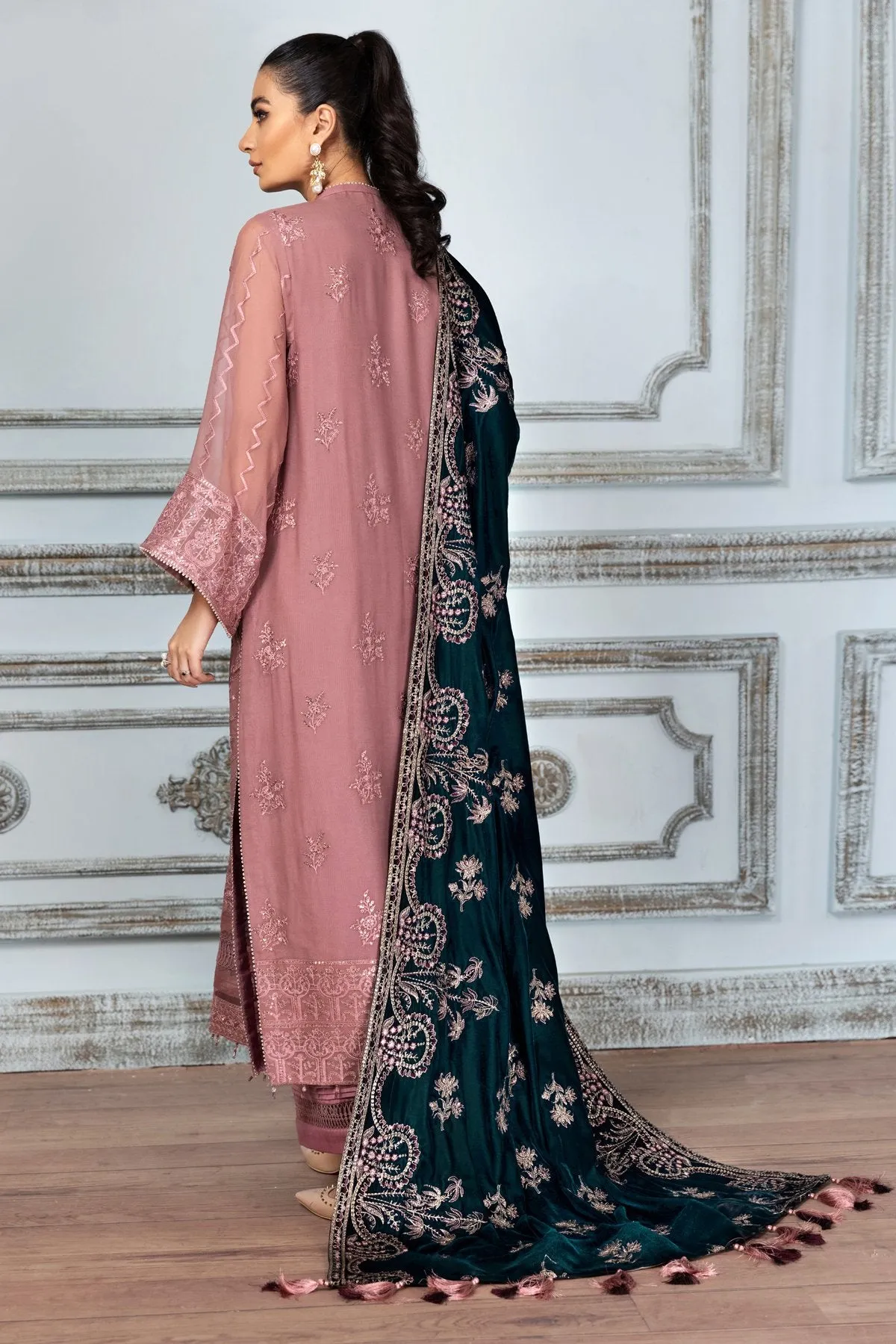Alizeh Mah-e-Ru Festive Embroidered Chiffon Collection – Mahogany