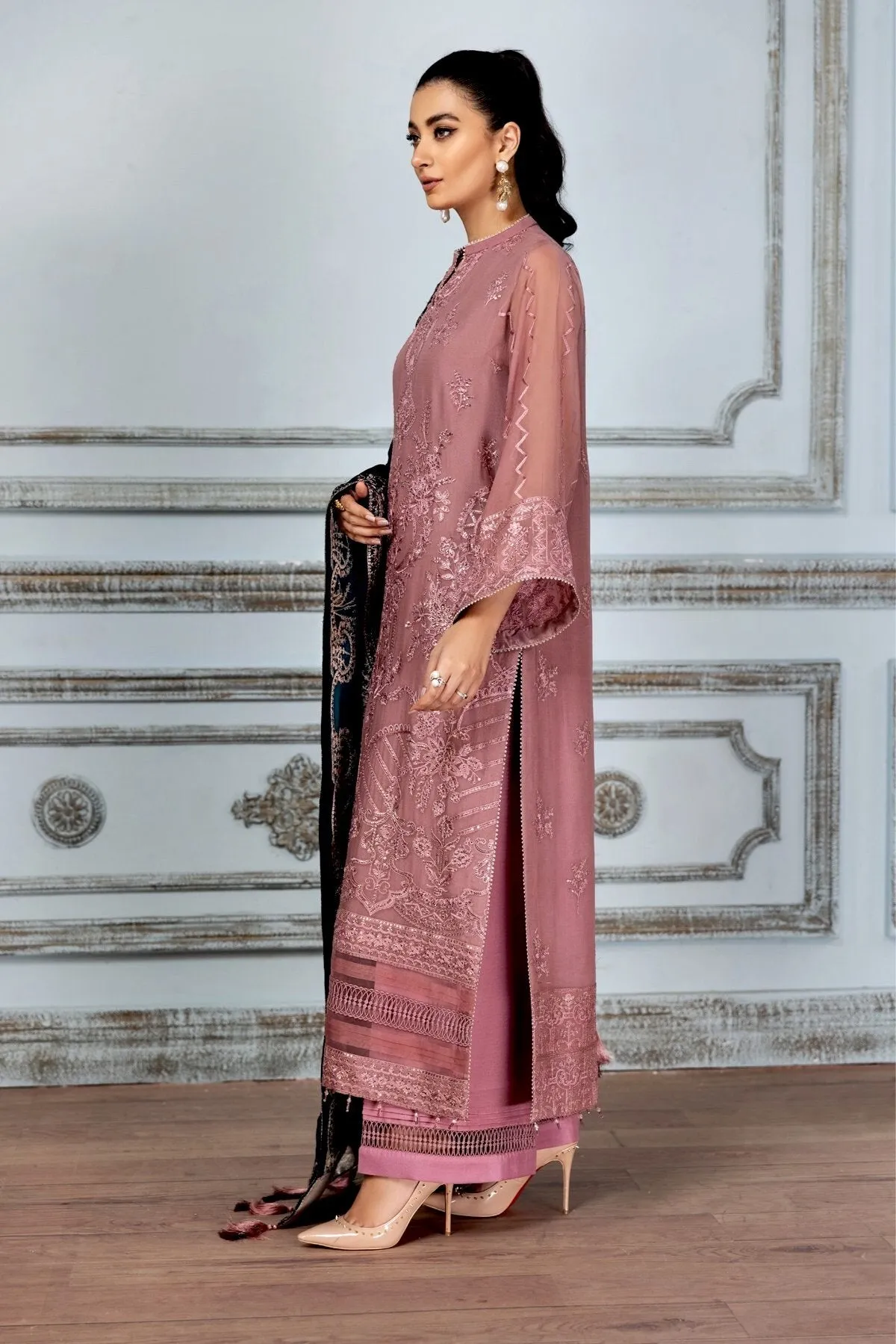 Alizeh Mah-e-Ru Festive Embroidered Chiffon Collection – Mahogany