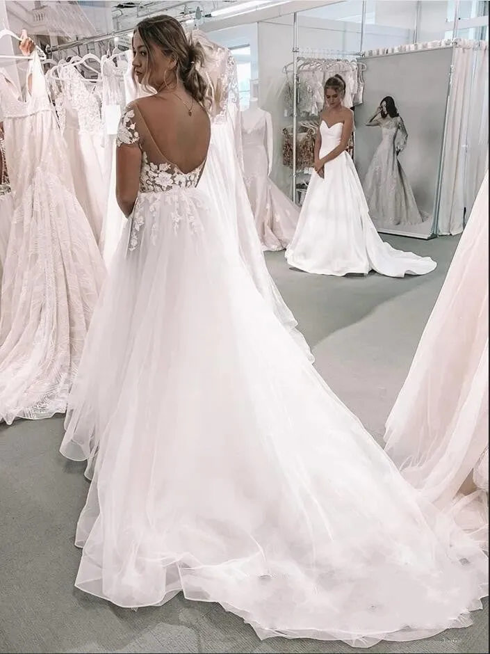 Bateau Short Sleeves A-Line Floor-length Wedding Dress With Appliques Lace Tulle
