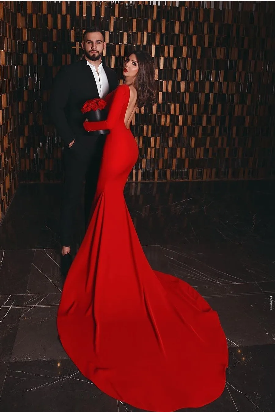 Full Sleeves Mermaid Red Evening Gown with Open Back