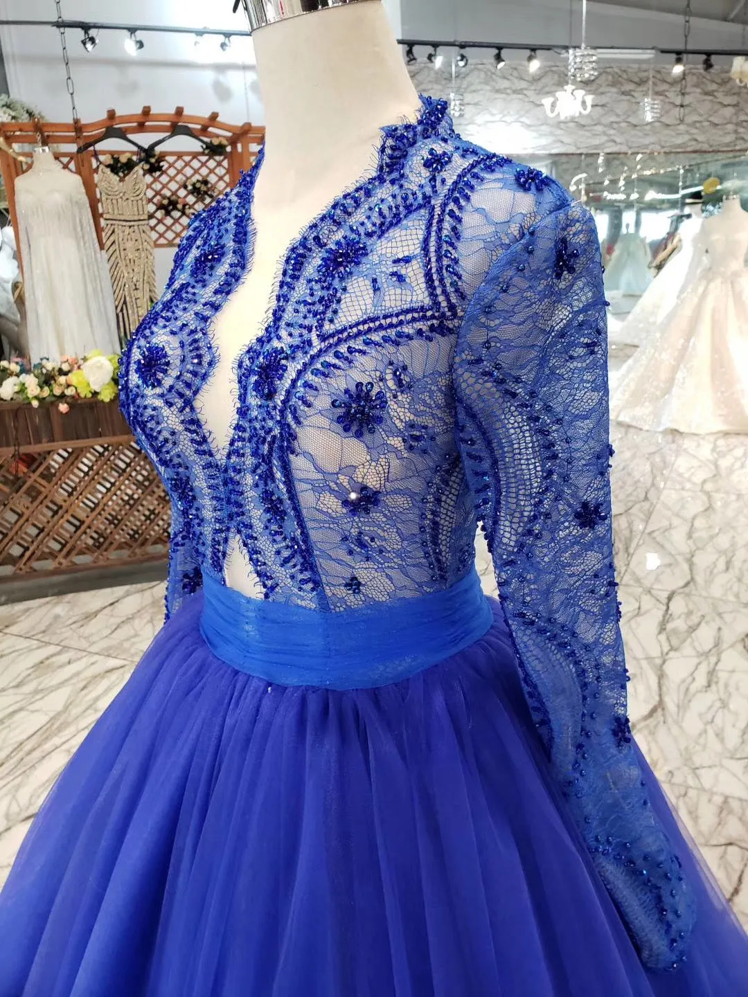 kamahe Blue Long Sleeves V Neck Tulle Prom Dresses with Beading