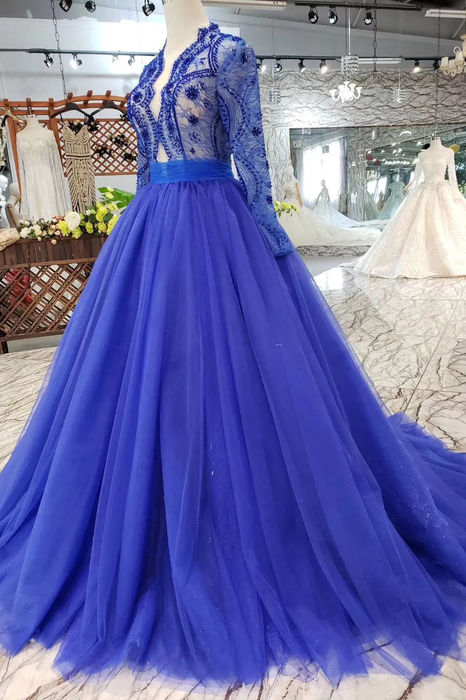 kamahe Blue Long Sleeves V Neck Tulle Prom Dresses with Beading