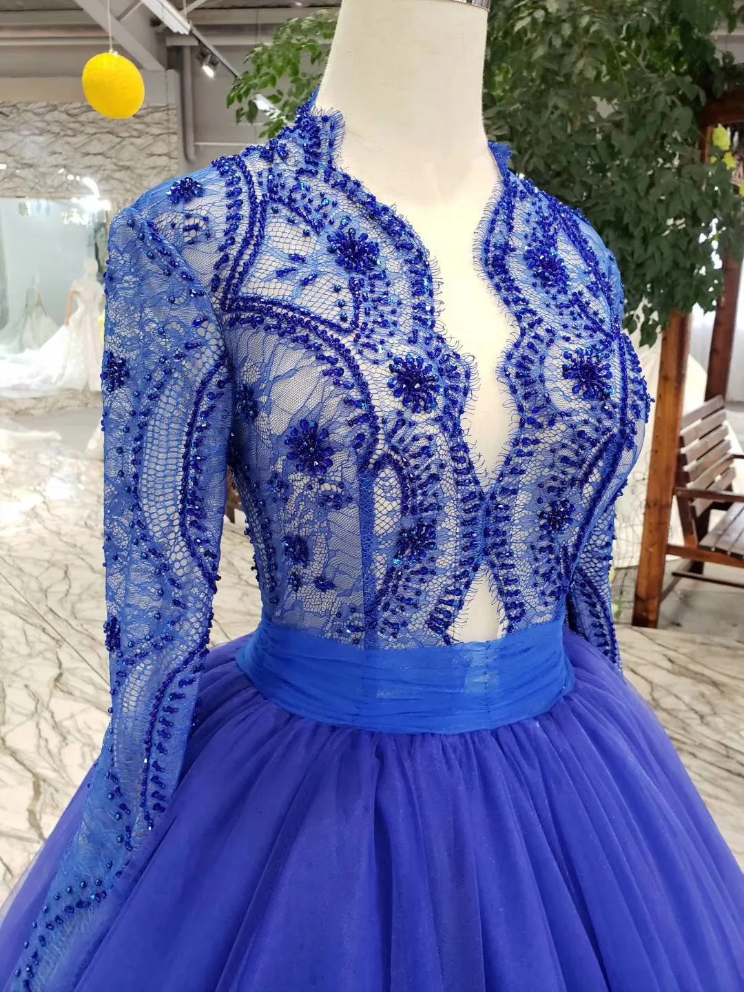 kamahe Blue Long Sleeves V Neck Tulle Prom Dresses with Beading