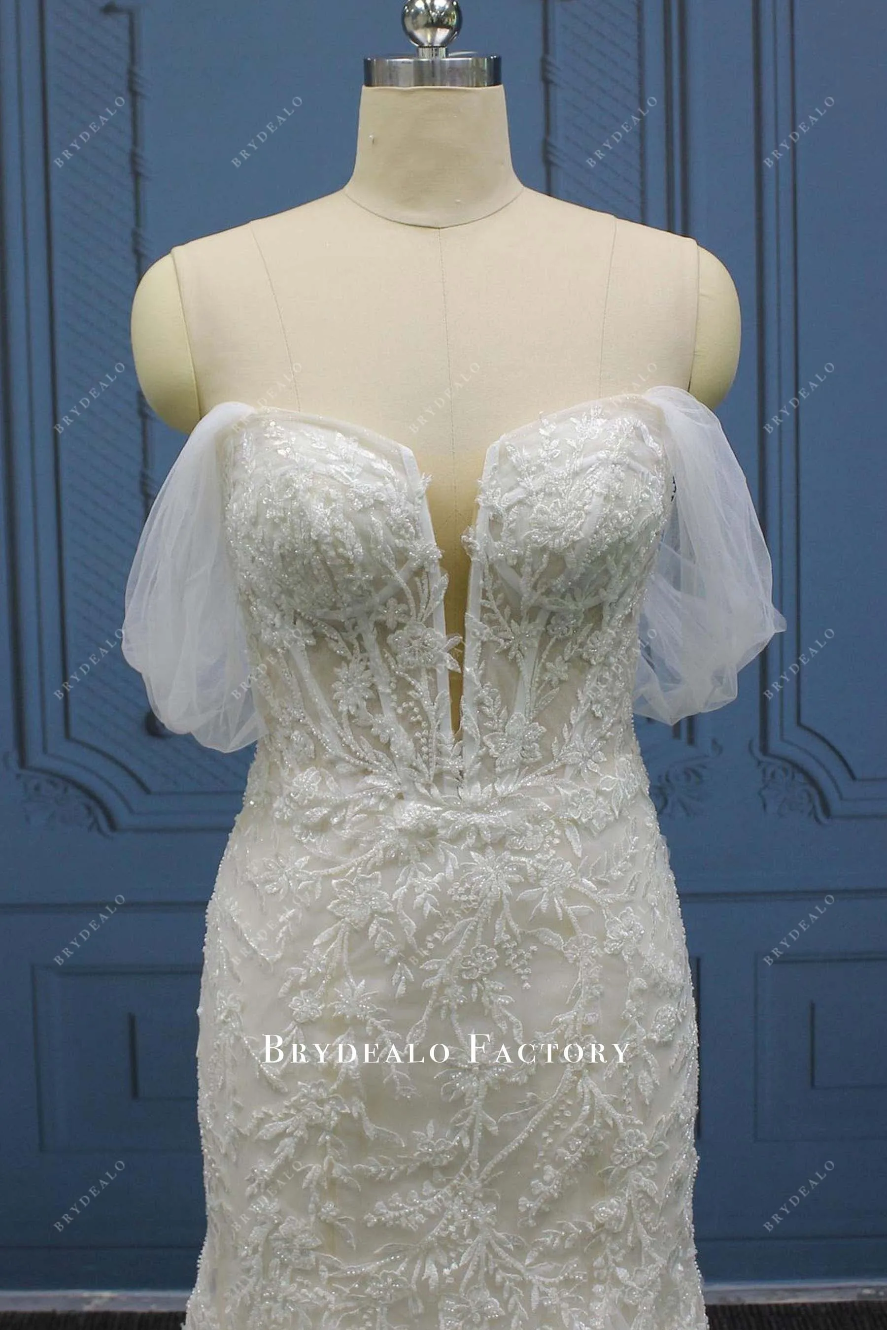 Lace Appliques Off Shoulder Mermaid Wedding Dress